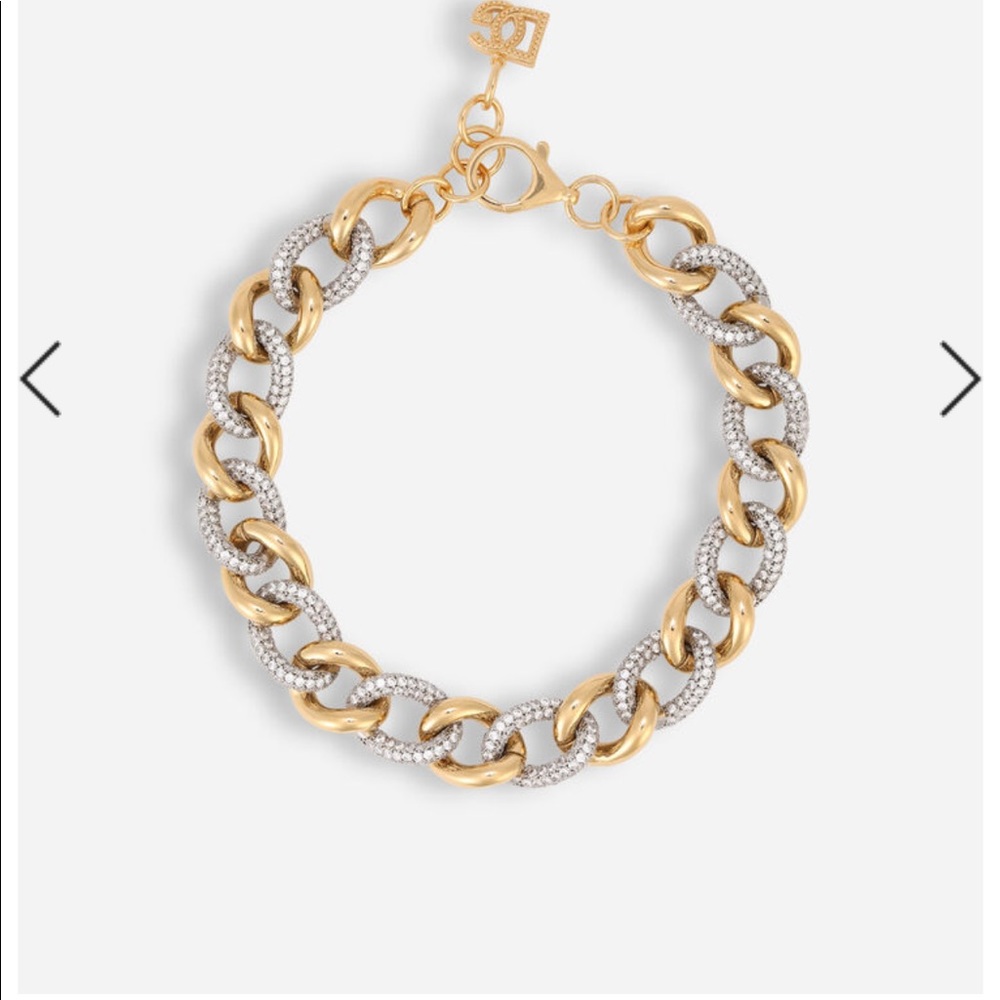 Dolce & Gabbana
curb chain choker